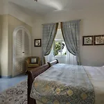 Ξενοδοχείο Augustus Lido 5*